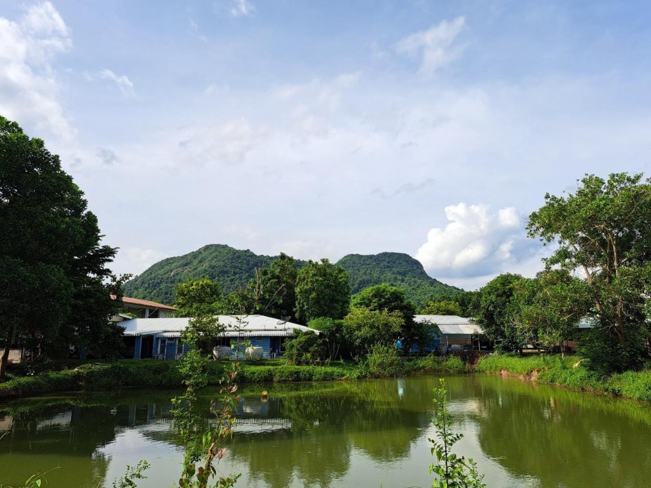 Armthong Resort Nakhon Nayok Exterior photo