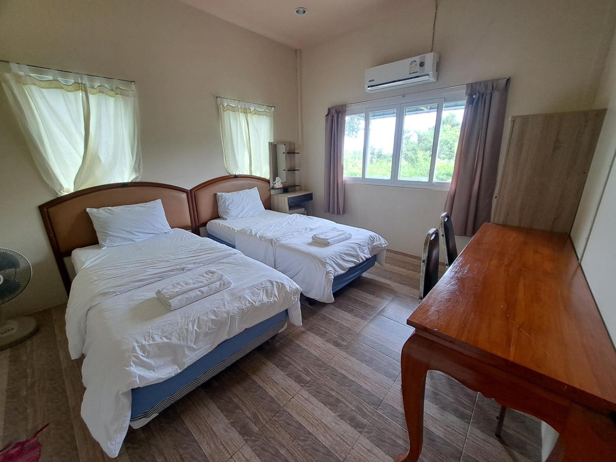 Armthong Resort Nakhon Nayok Exterior photo